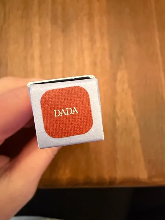 Saie Lip Blur Matte-Blurring Lipstick - Dada color - Picture 5 of 7